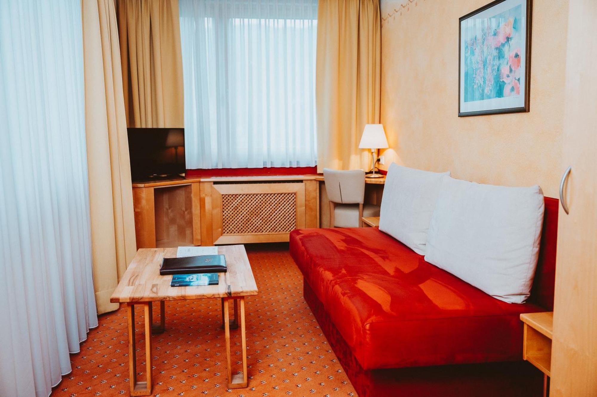 Hotel Bruecklwirt Niklasdorf Εξωτερικό φωτογραφία
